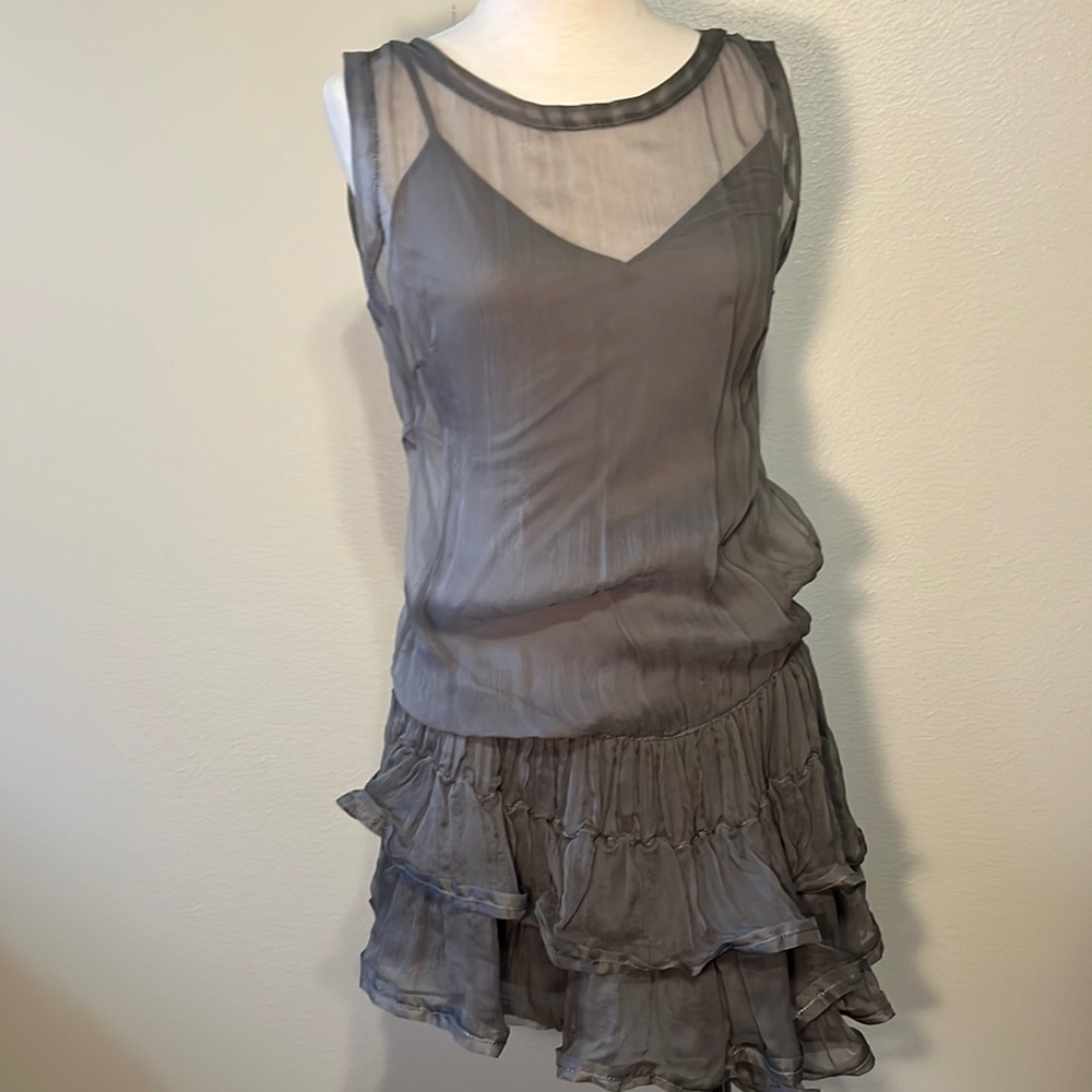 Gray crepe silk sheet ruffle dress